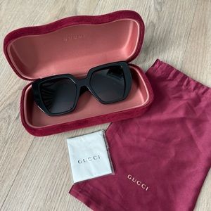 Brand New *Authentic* Gucci Sunglasses GG0956S Black